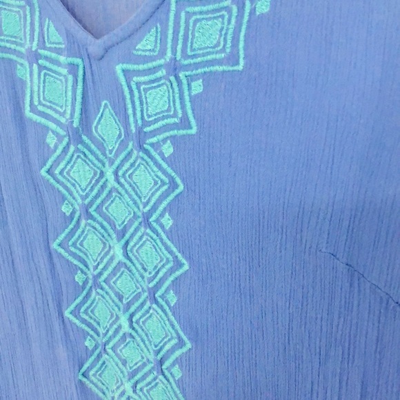 Lilly For Target V-Neck tunic - Picture 2 of 5